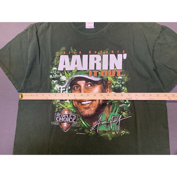 Aaron Rodgers Fanatics Only Graphic T-Shirt “AAIRIN’ IT OUT…” NFL Football XL - Picture 6 of 8